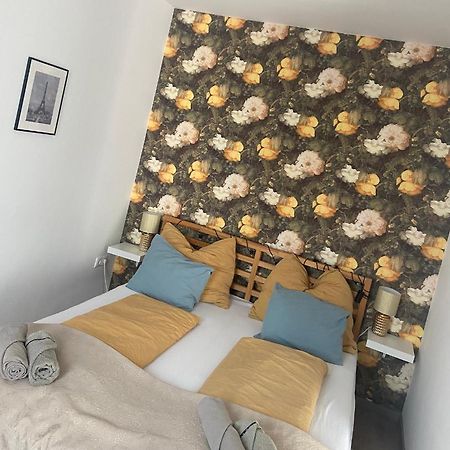 Gyoengy Apartman โชพรอน ภายนอก รูปภาพ